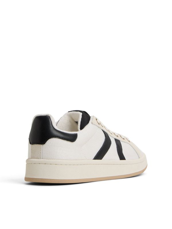 RETROKICKS - נעלי סניקרס לגברים בדוגמת פסים