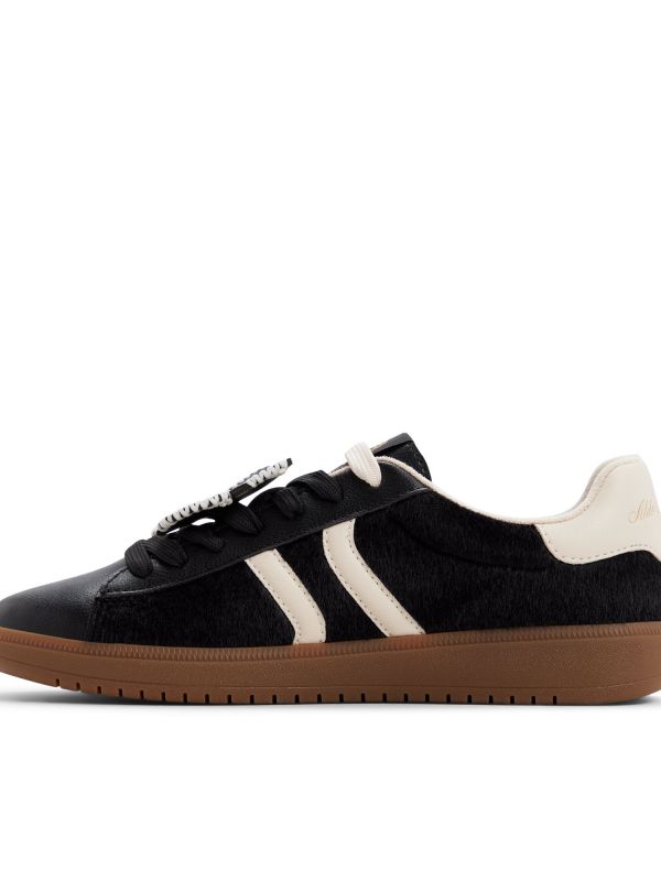 CHICSNEAKER2 - נעלי סניקרס רטרו דוגמת נחש לנשים