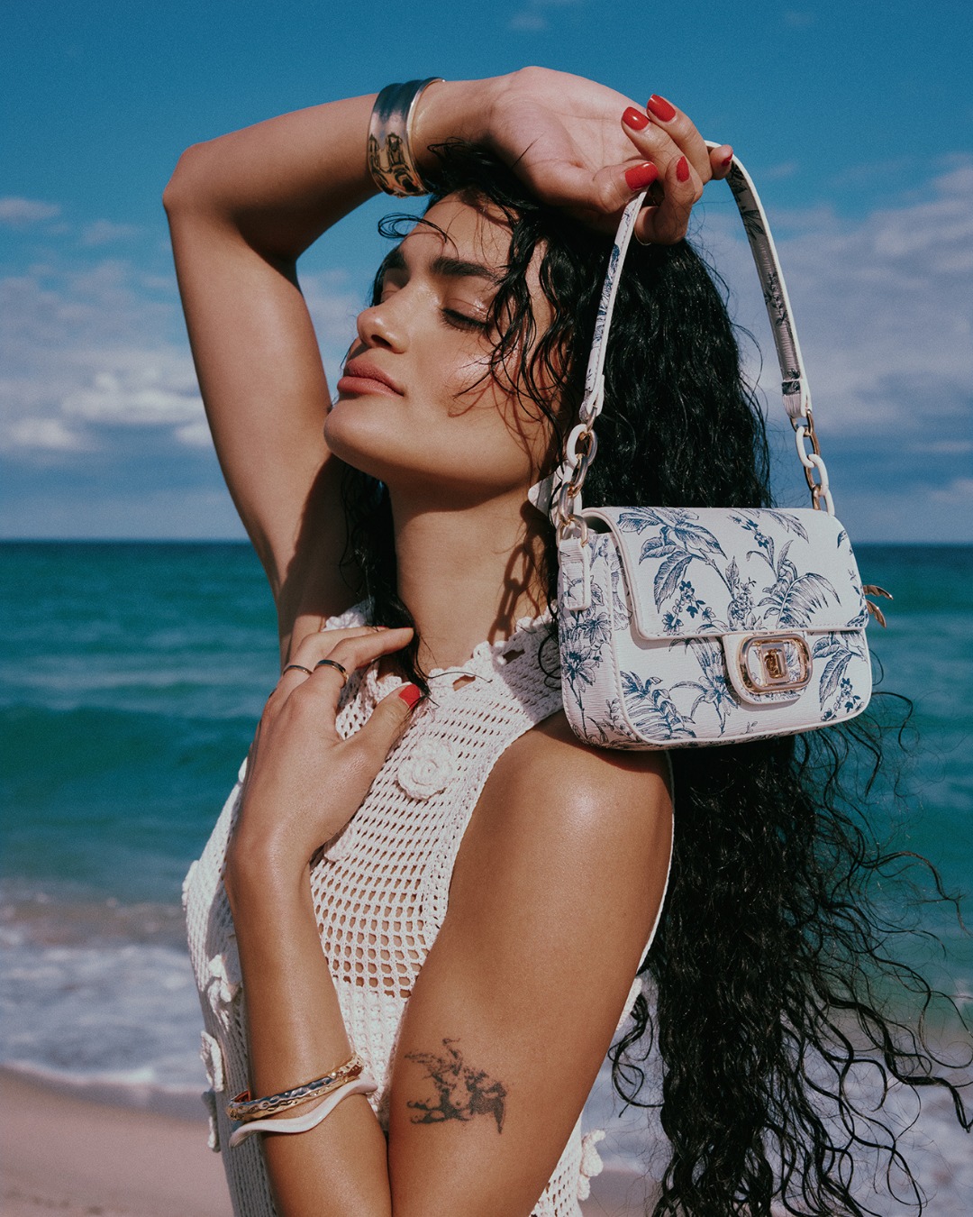Find your summer mood.